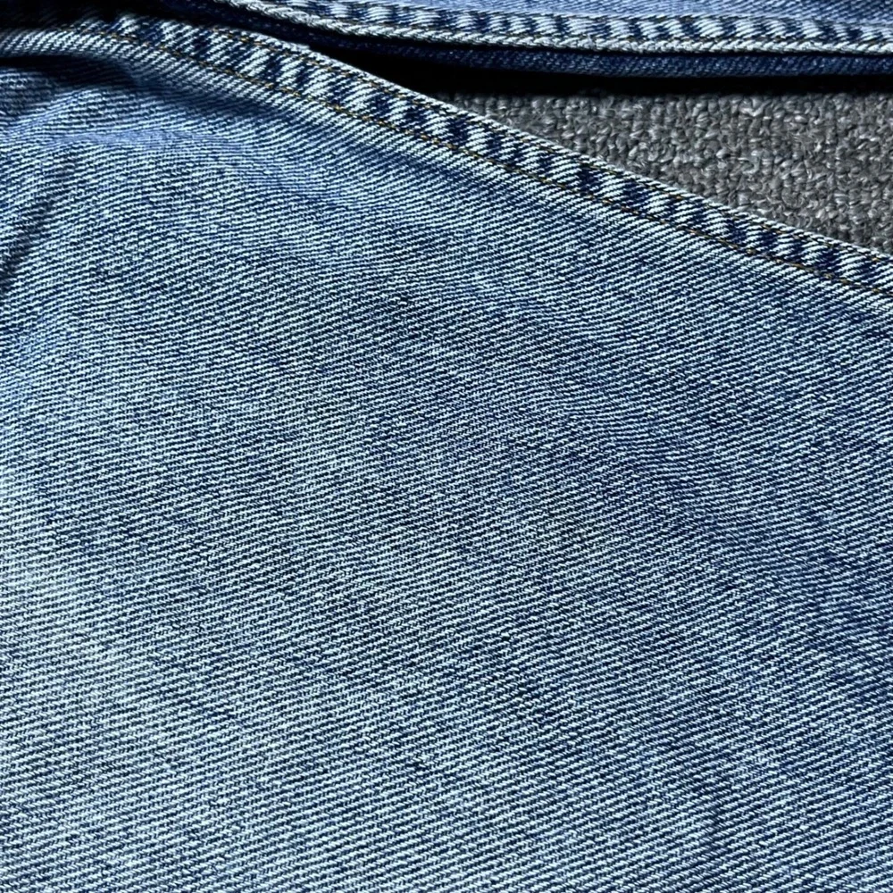Vintage‎ Levi's Loose Fit Jeans 36x32 Blue Light Denim Distressed Gold Tab 90s